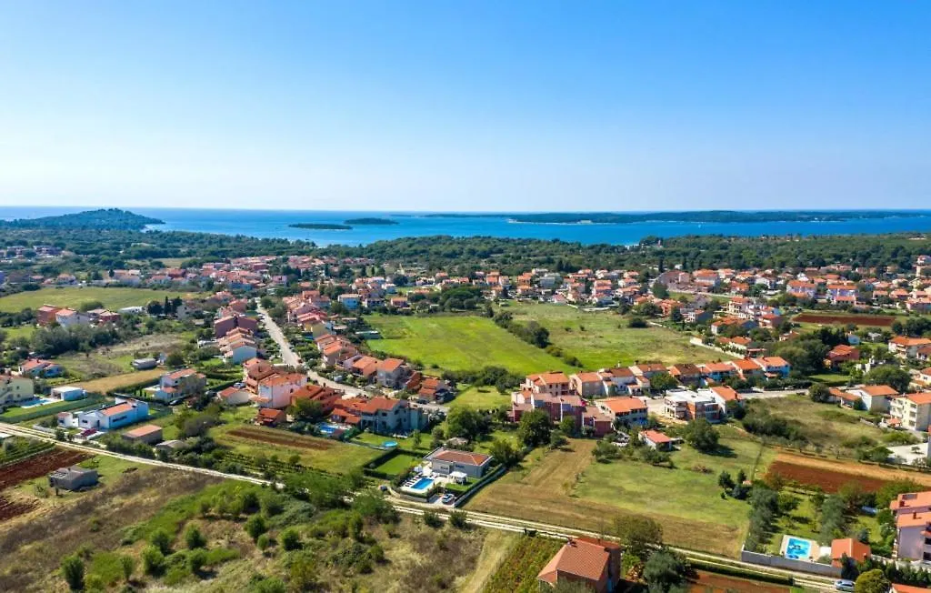 Beautiful Villa Viviana With Pool In Fažana Chorvatsko